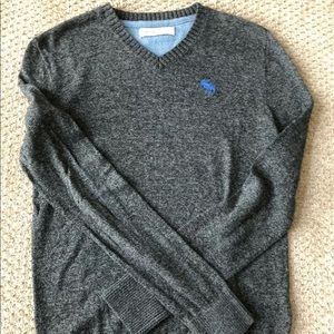 Abercrombie Kids V-Neck
